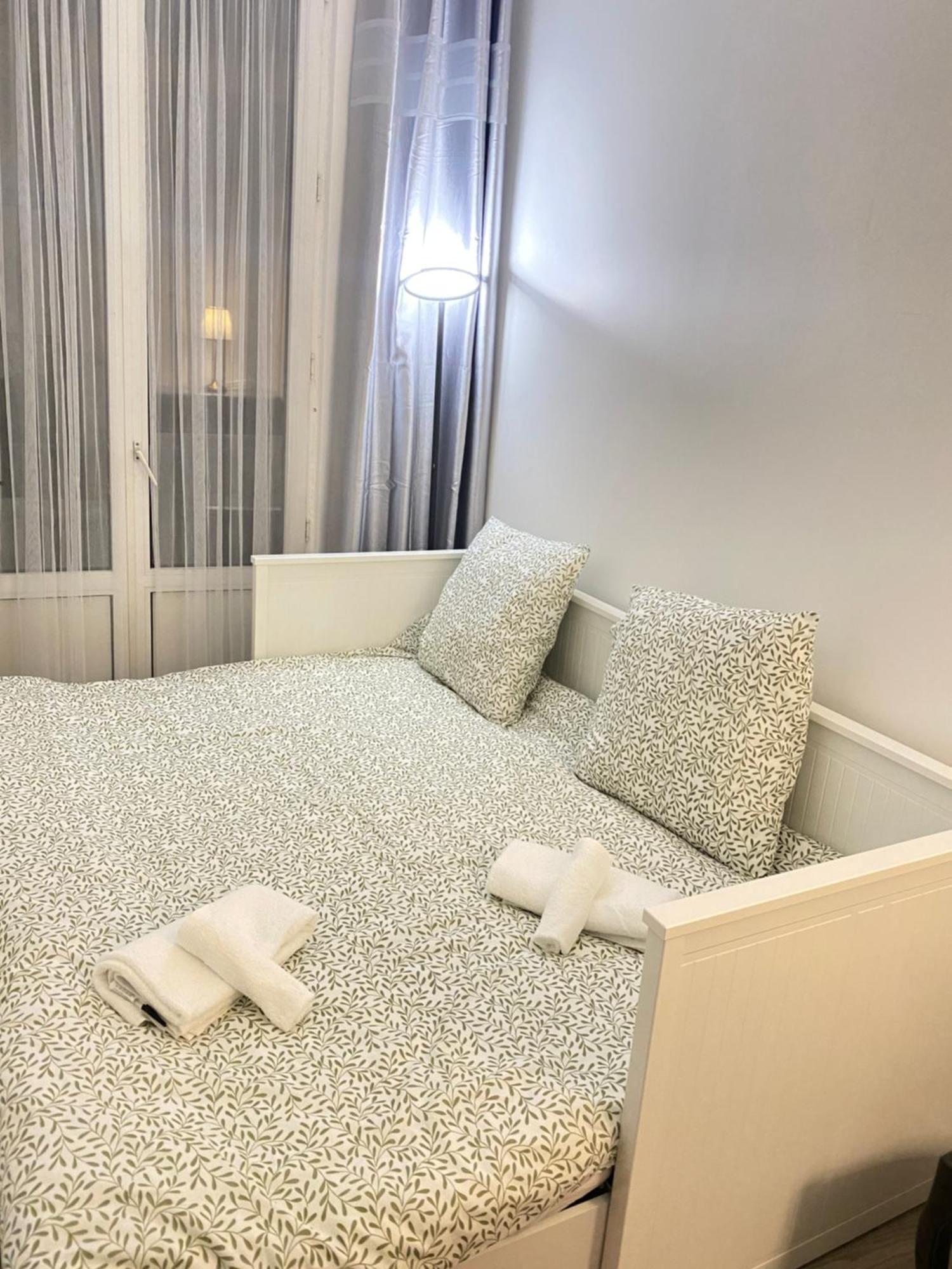 Chic Appartement 2 Bedrooms Phantheon Notre Dame Paris Luaran gambar