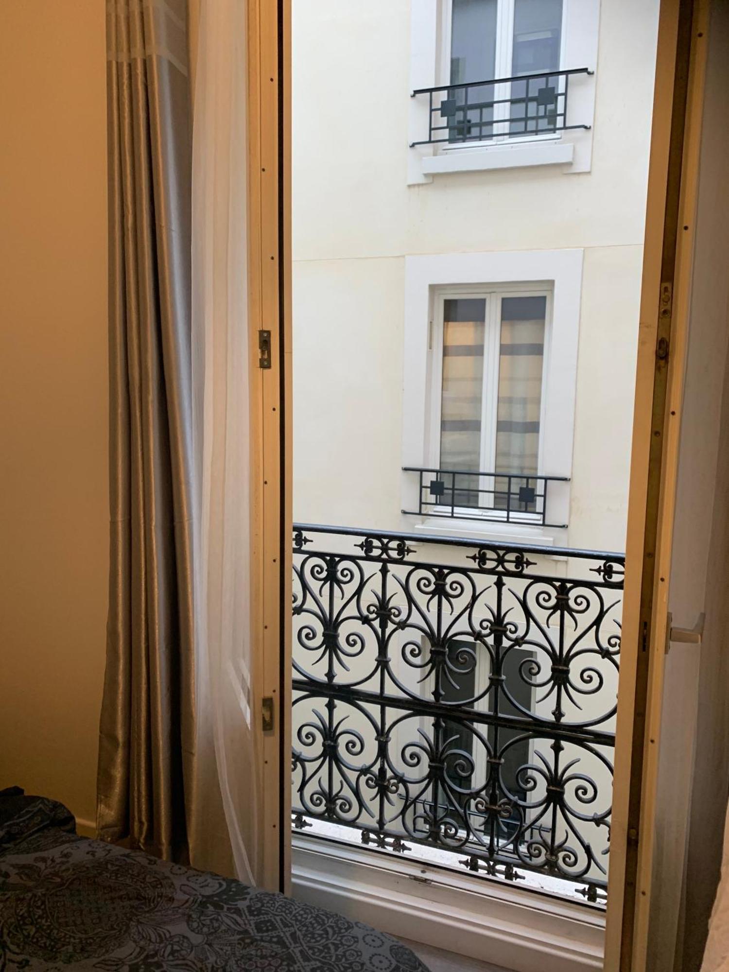 Chic Appartement 2 Bedrooms Phantheon Notre Dame Paris Luaran gambar